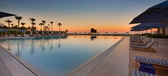 Small Image of 350 OCEAN DR #304N, Key Biscayne Number 58