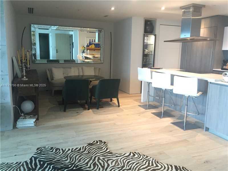 Small Image of 350 OCEAN DR #304N, Key Biscayne Number 9