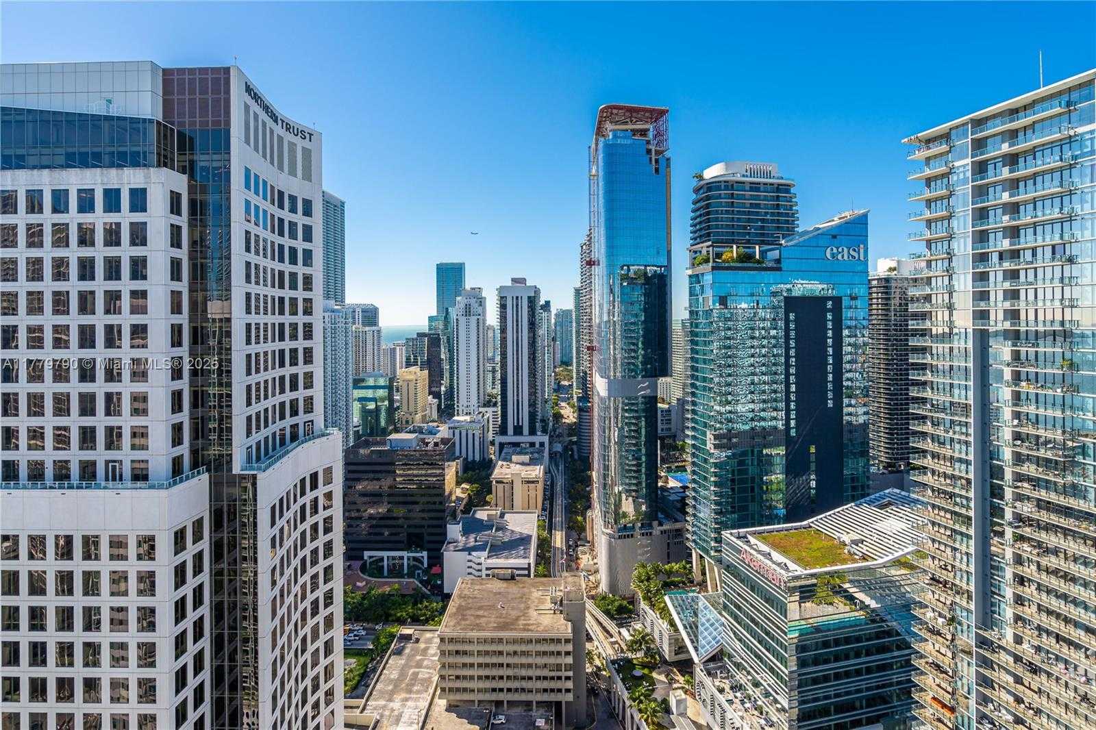 Small Image of 55 SOUTH EAST 6TH ST #4304, Miami Number 17