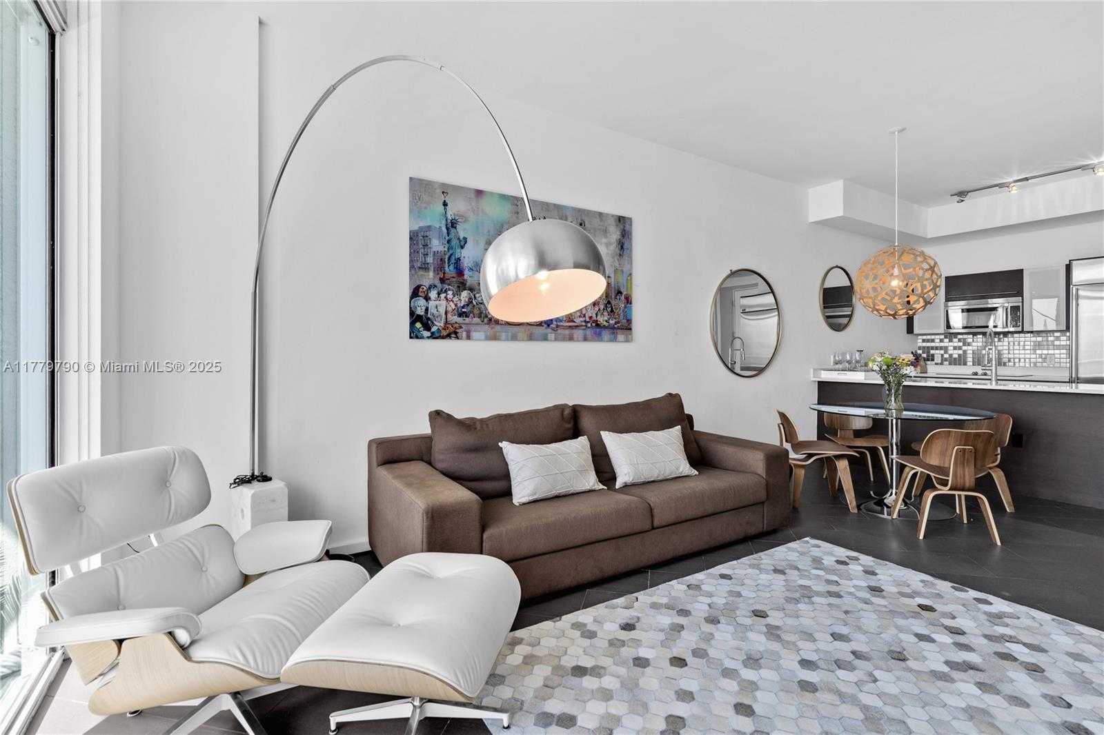 Small Image of 55 SOUTH EAST 6TH ST #4304, Miami Number 6