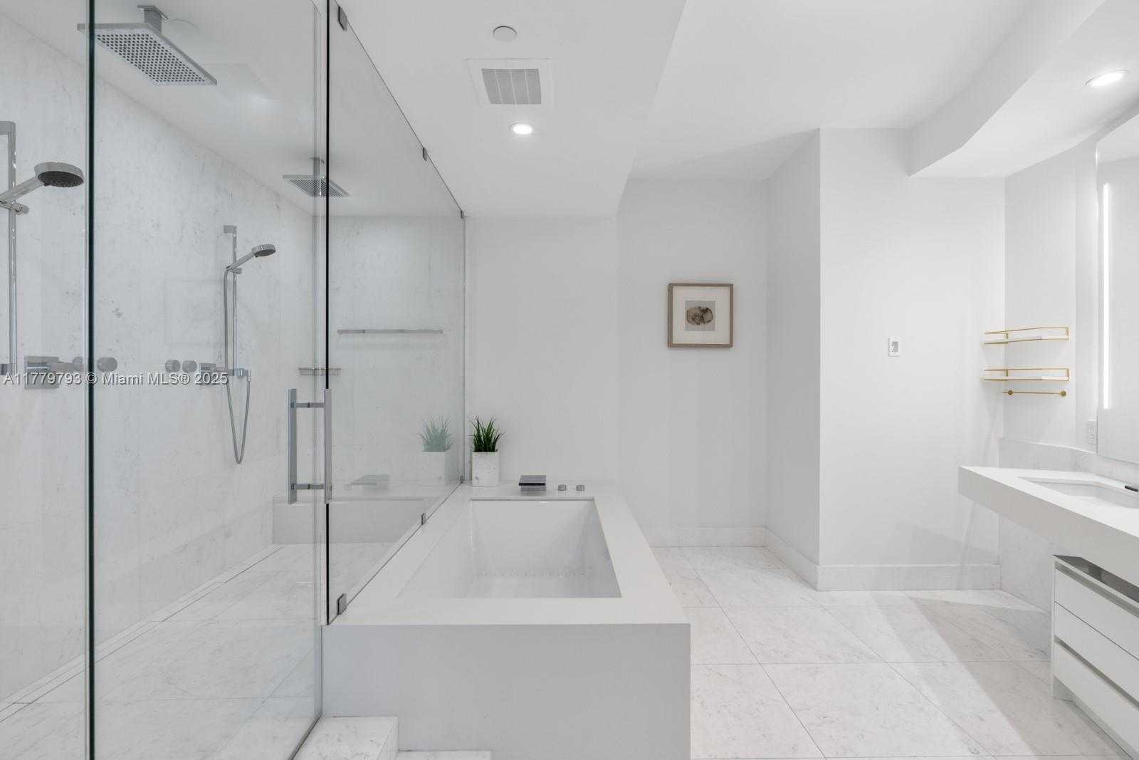 Small Image of 18555 COLLINS AVE #5105, Sunny Isles Beach Number 12
