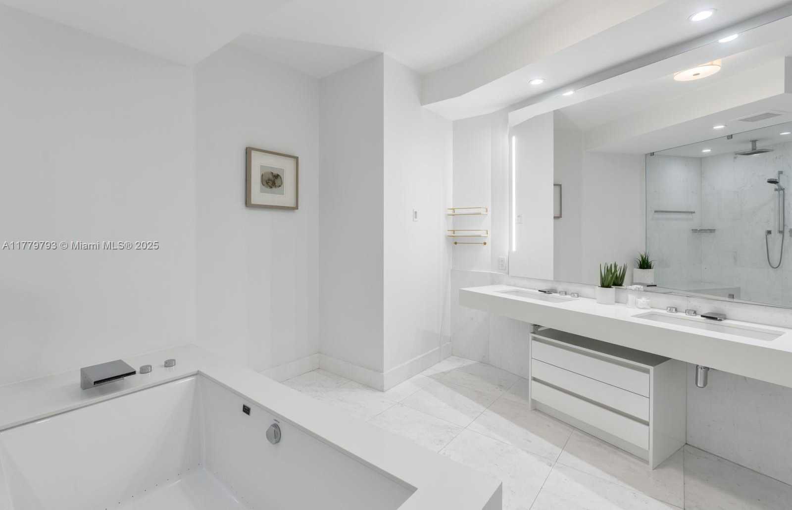 Small Image of 18555 COLLINS AVE #5105, Sunny Isles Beach Number 14