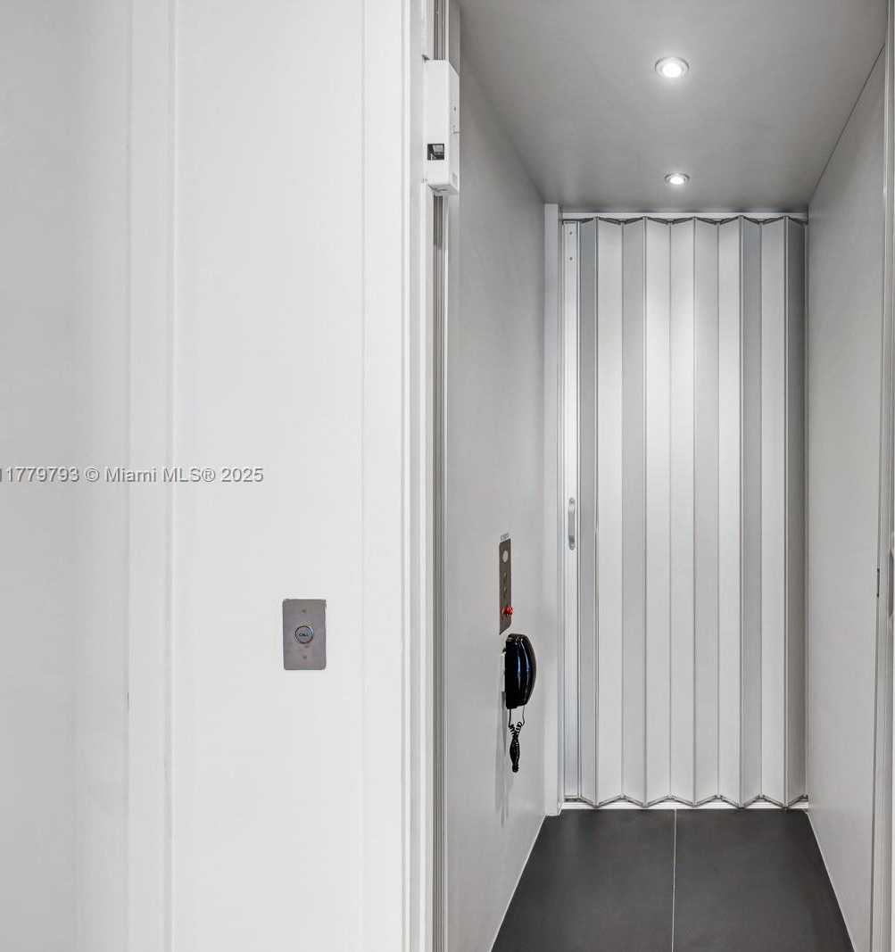 Small Image of 18555 COLLINS AVE #5105, Sunny Isles Beach Number 26