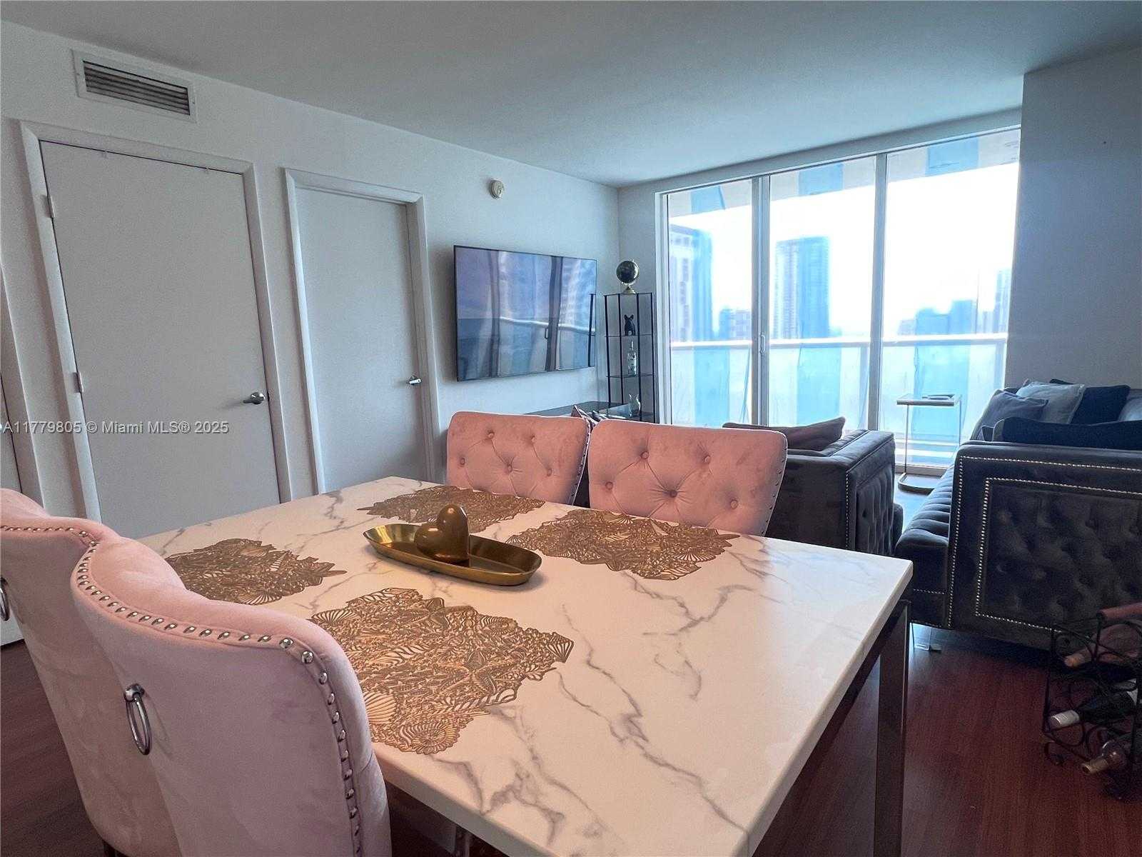 Small Image of 50 BISCAYNE BLVD #3005, Miami Number 16