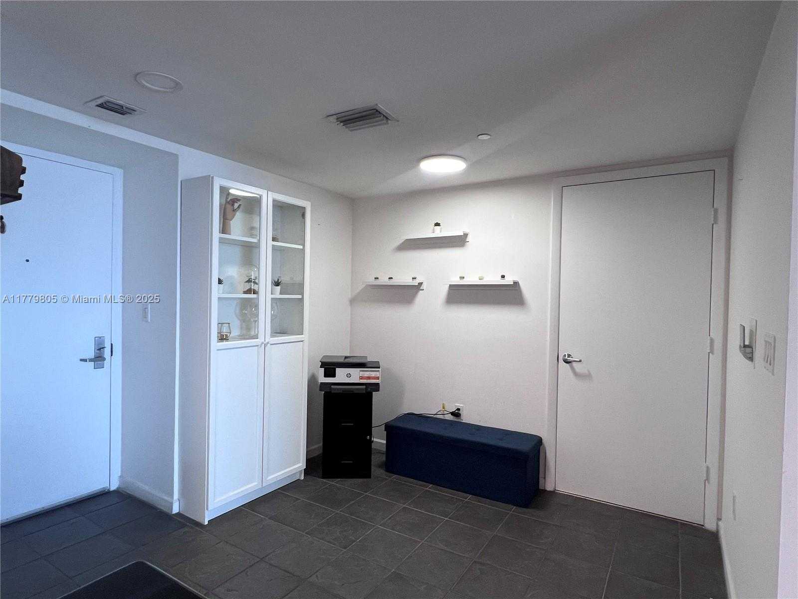 Small Image of 50 BISCAYNE BLVD #3005, Miami Number 6