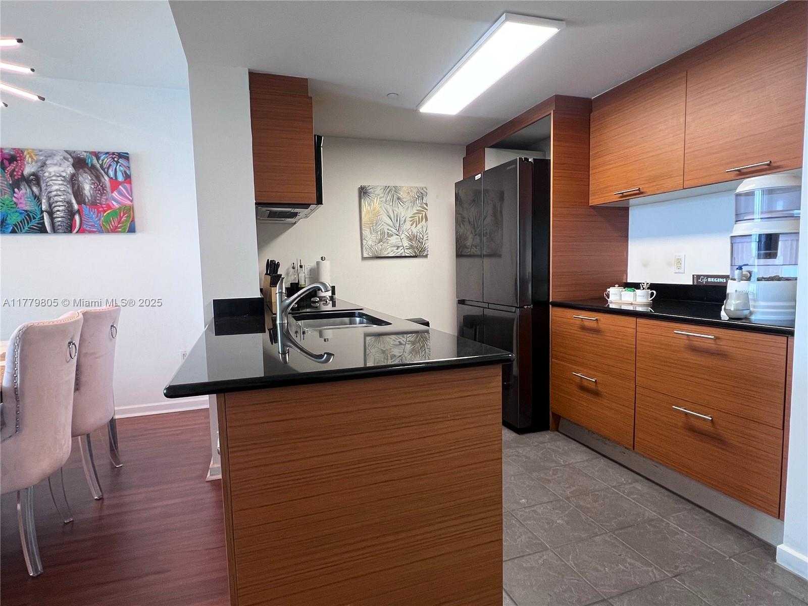 Small Image of 50 BISCAYNE BLVD #3005, Miami Number 8