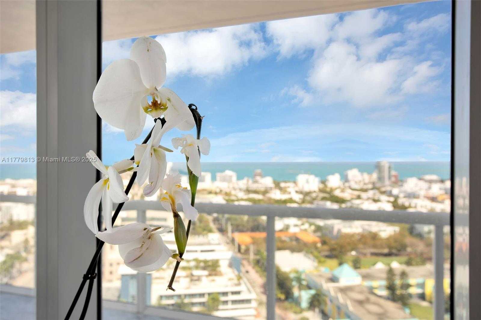 Small Image of 450 ALTON RD #2110, Miami Beach Number 13