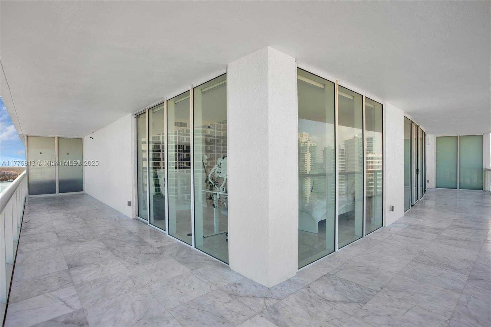 Small Image of 450 ALTON RD #2110, Miami Beach Number 22