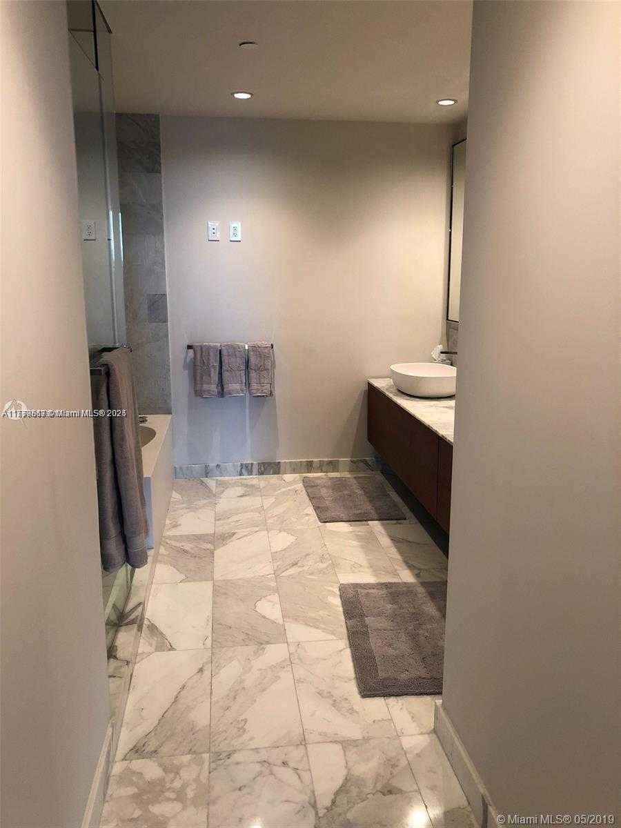 Small Image of 10203 COLLINS AVE #605, Bal Harbour Number 14