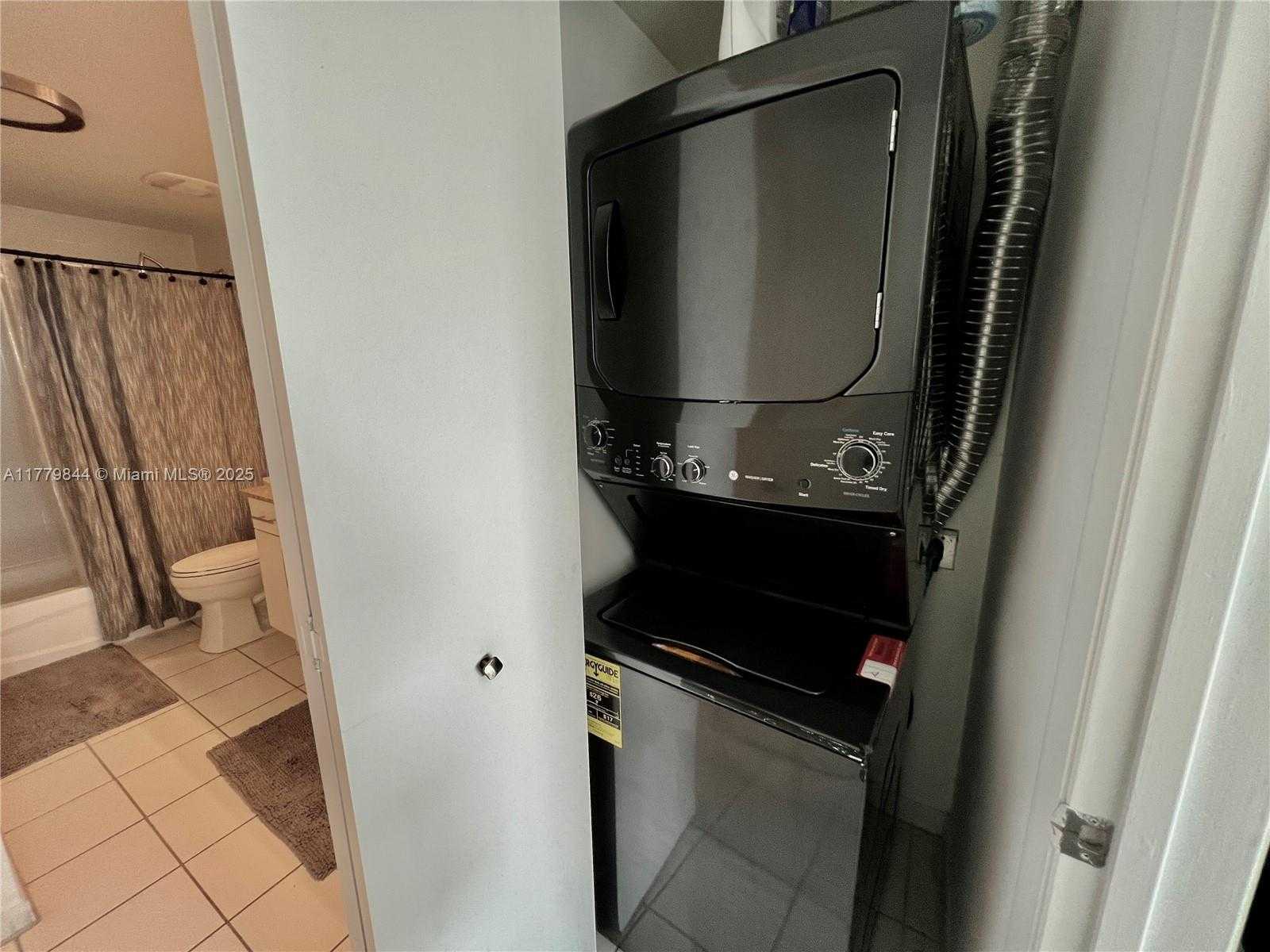 Small Image of 1861 NORTH WEST S RIVER DR #1102, Miami Number 13