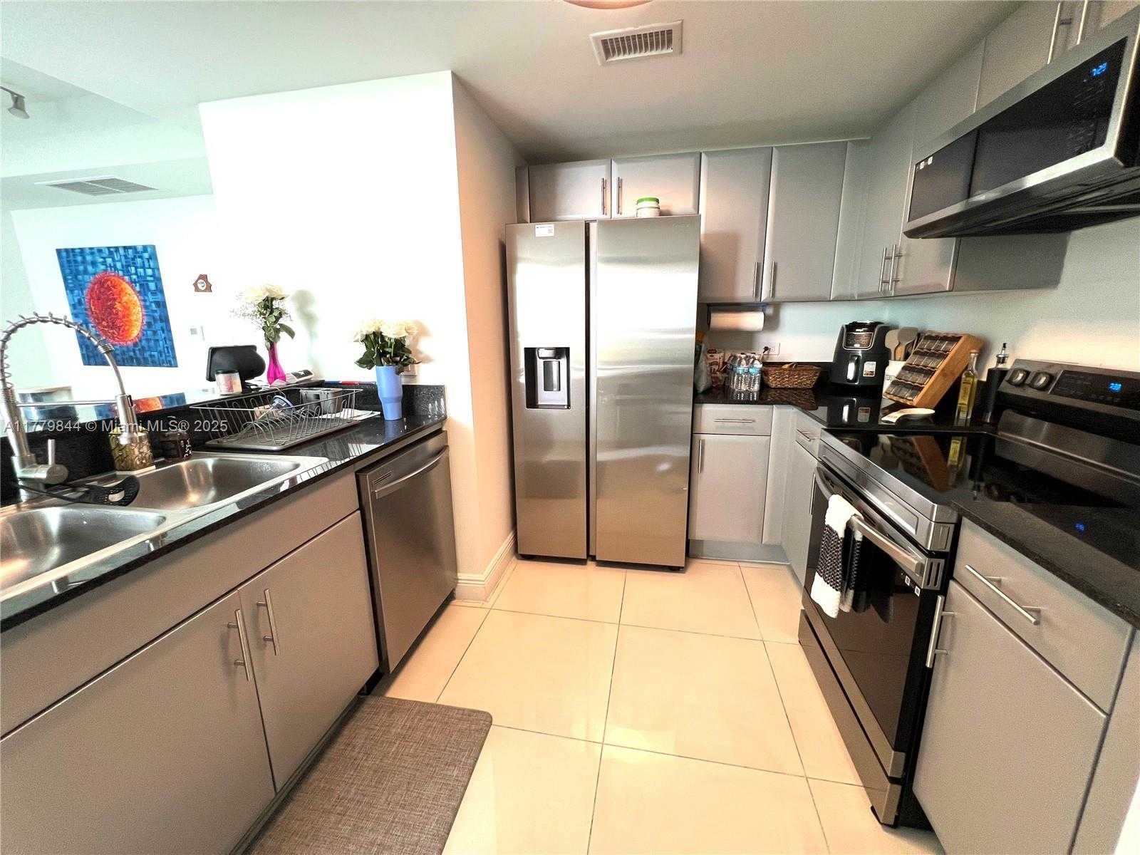 Small Image of 1861 NORTH WEST S RIVER DR #1102, Miami Number 7