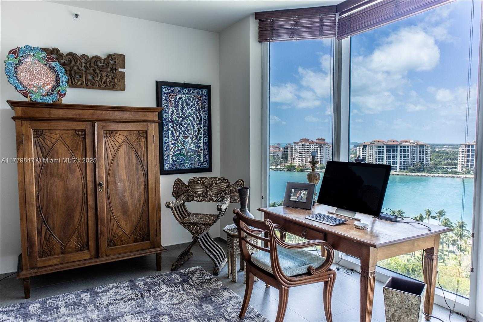 Small Image of 300 SOUTH POINTE DR #1502, Miami Beach Number 28