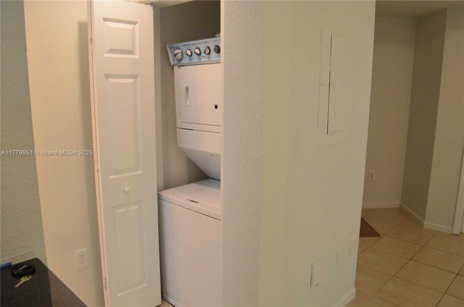 Small Image of 10902 NORTH WEST 83RD ST #203, Doral Number 5