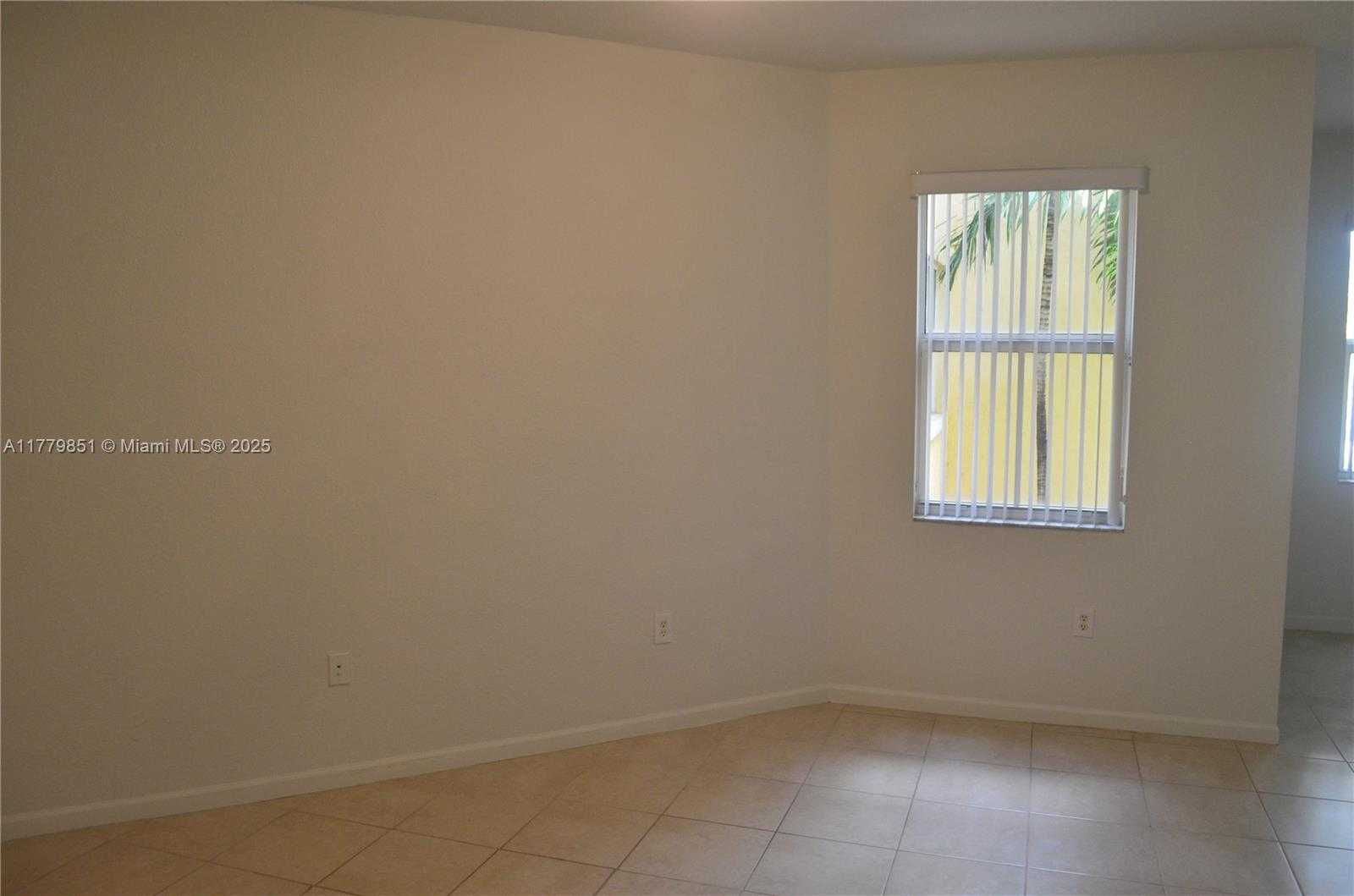 Small Image of 10902 NORTH WEST 83RD ST #203, Doral Number 8