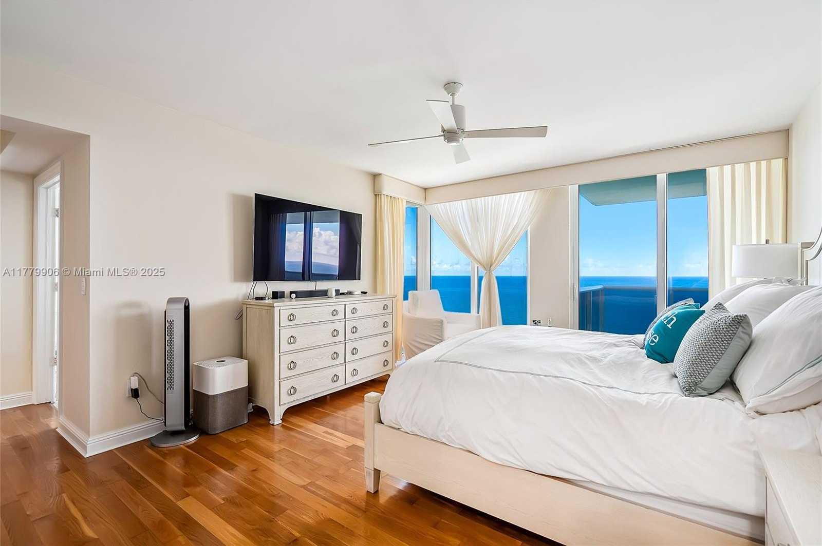 Small Image of 19111 COLLINS AVE #2705, Sunny Isles Beach Number 25