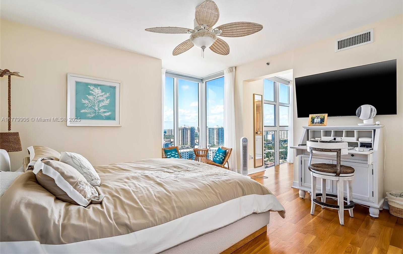 Small Image of 19111 COLLINS AVE #2705, Sunny Isles Beach Number 31