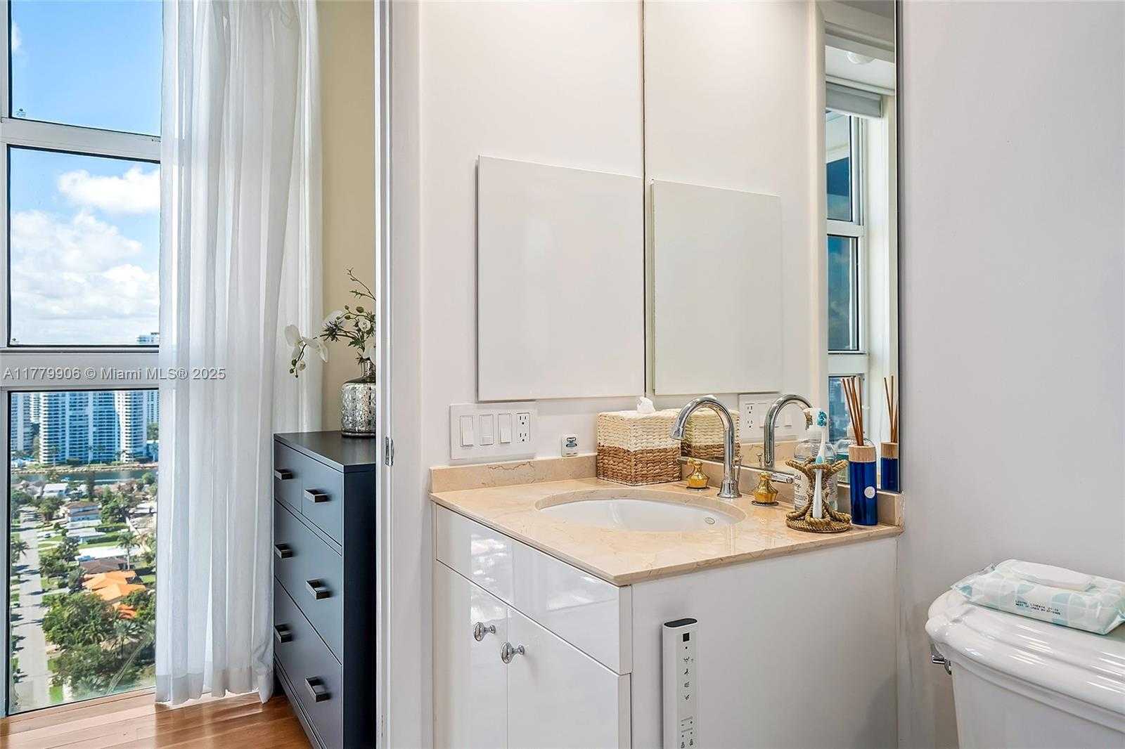 Small Image of 19111 COLLINS AVE #2705, Sunny Isles Beach Number 39
