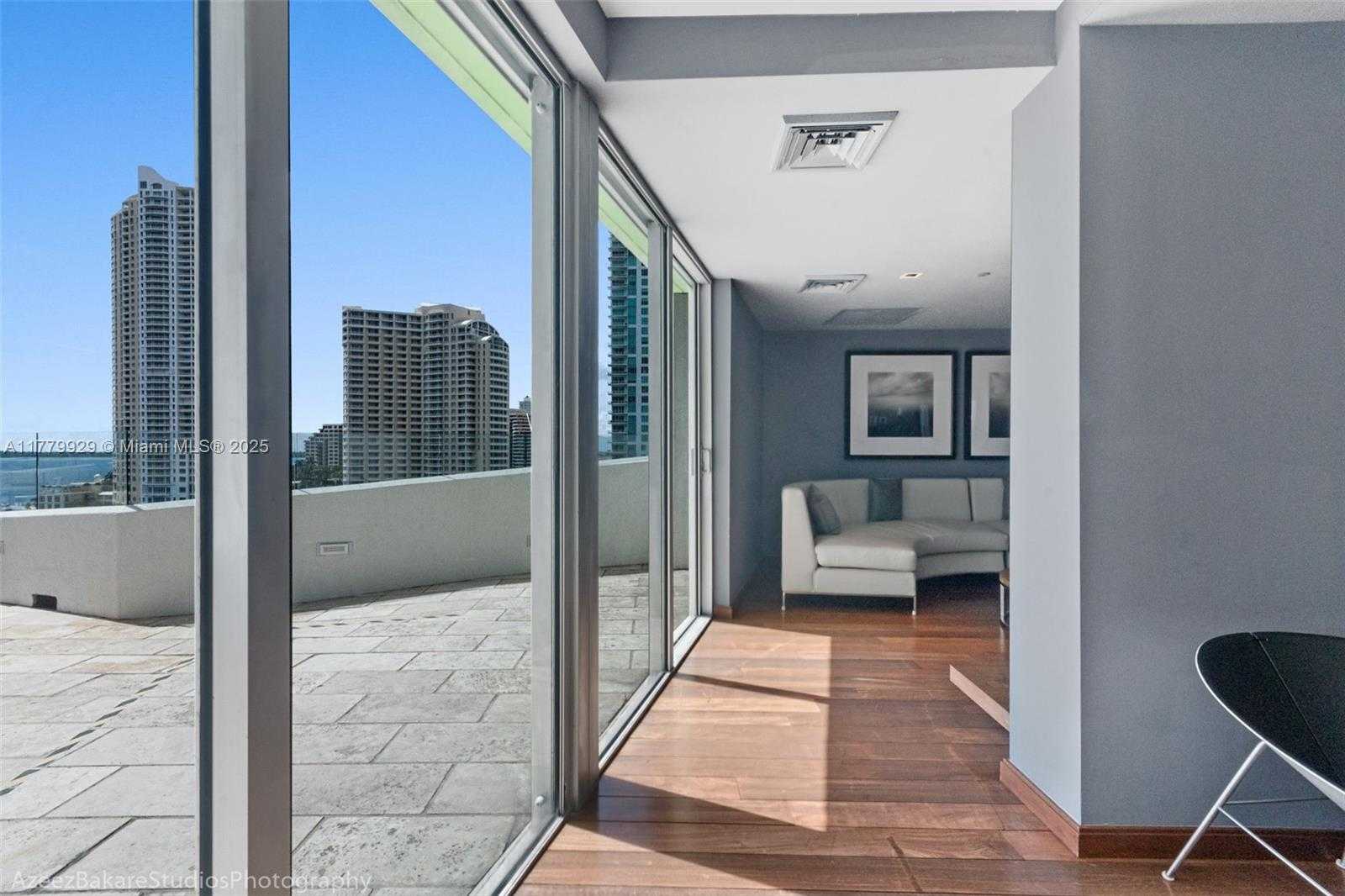 Small Image of 325 SOUTH BISCAYNE BLVD #621, Miami Number 13