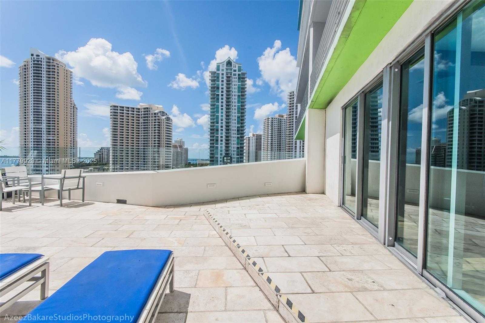 Small Image of 325 SOUTH BISCAYNE BLVD #621, Miami Number 16