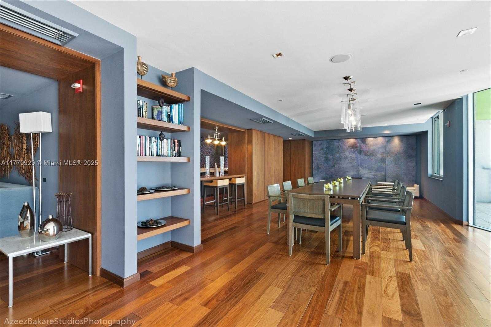 Small Image of 325 SOUTH BISCAYNE BLVD #621, Miami Number 21