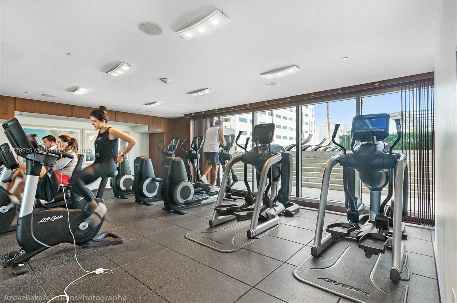 Small Image of 325 SOUTH BISCAYNE BLVD #621, Miami Number 34
