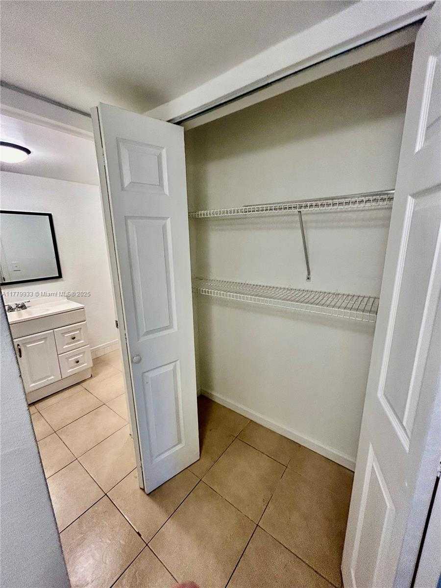 Small Image of 9375 FONTAINEBLEAU BLVD #L217, Miami Number 16