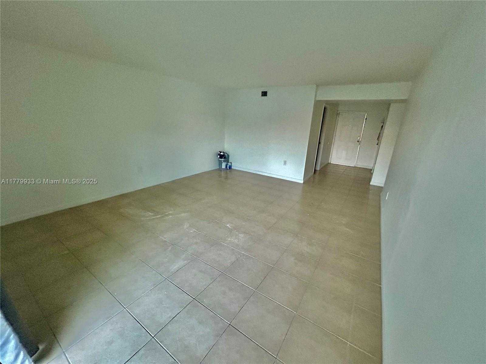 Small Image of 9375 FONTAINEBLEAU BLVD #L217, Miami Number 6
