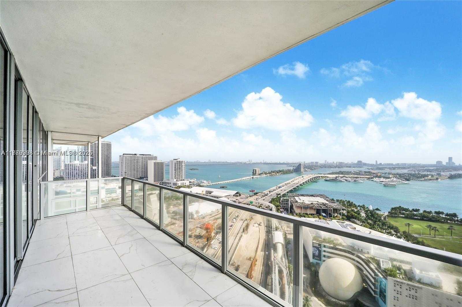 Small Image of 1100 BISCAYNE BLVD #3004, Miami Number 14