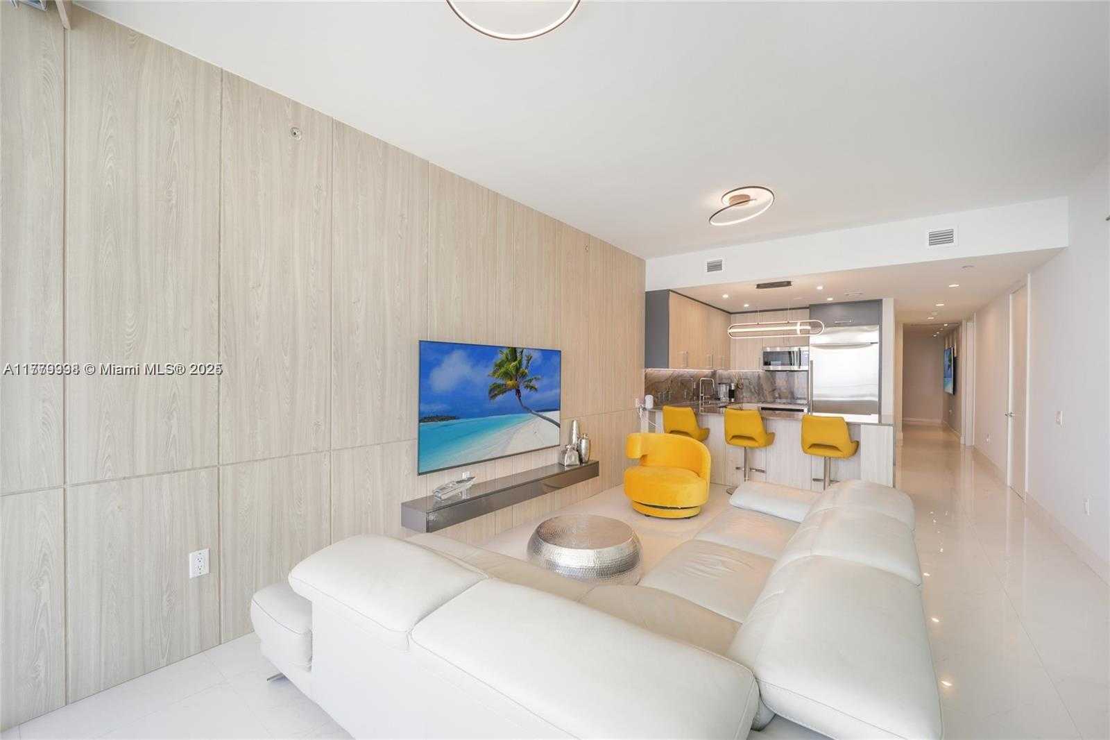 Small Image of 1100 BISCAYNE BLVD #3004, Miami Number 5
