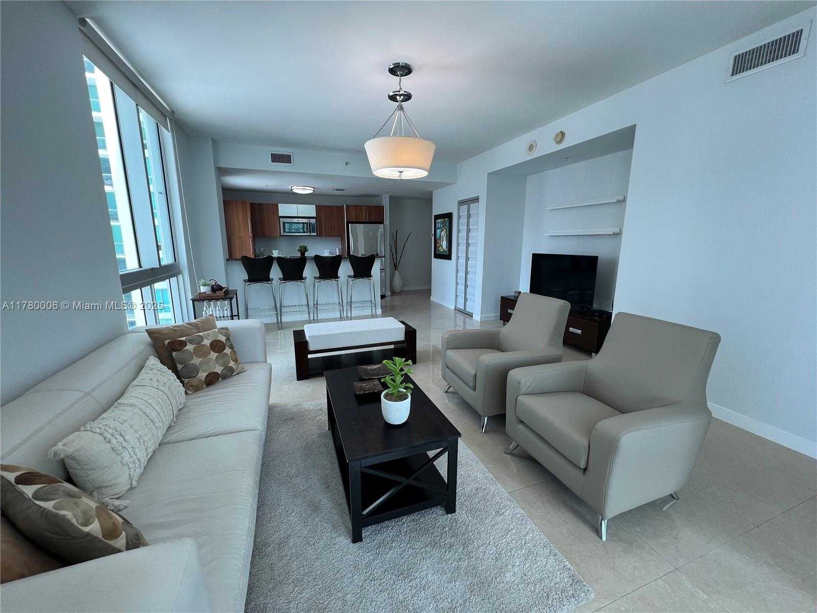 Small Image of 300 SOUTH BISCAYNE BLVD #1701, Miami Number 2