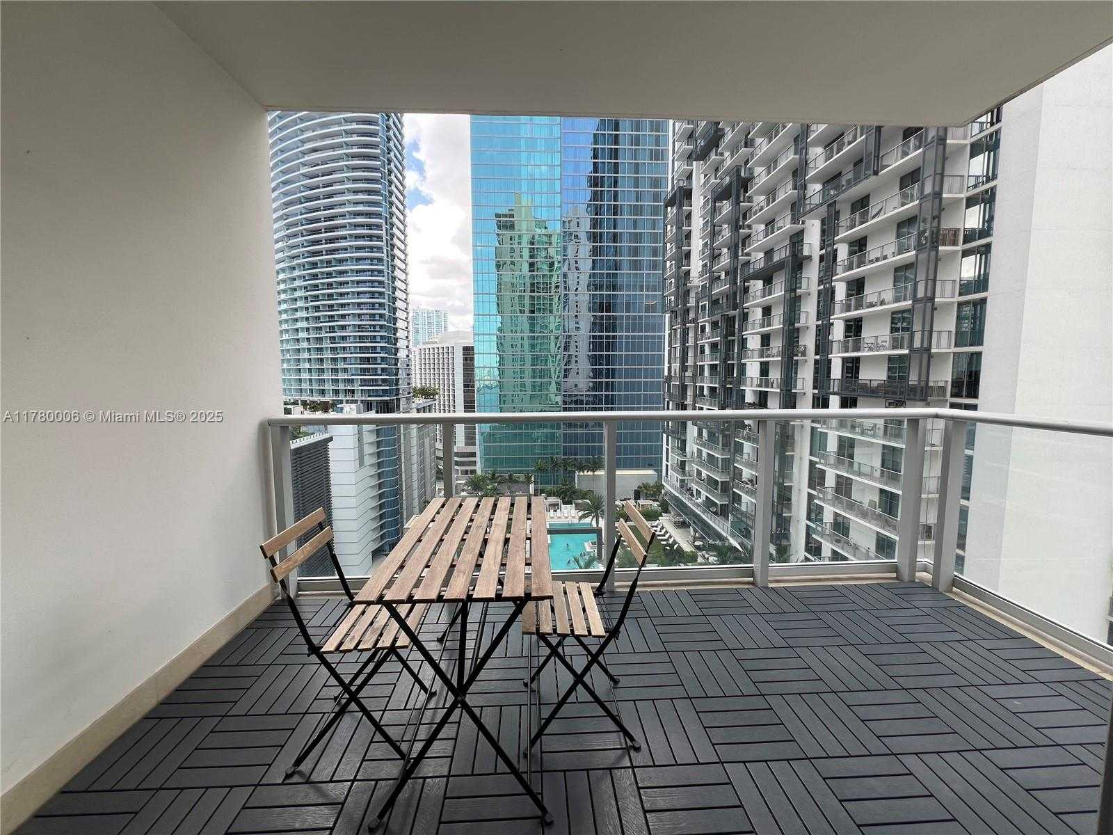 Small Image of 300 SOUTH BISCAYNE BLVD #1701, Miami Number 4