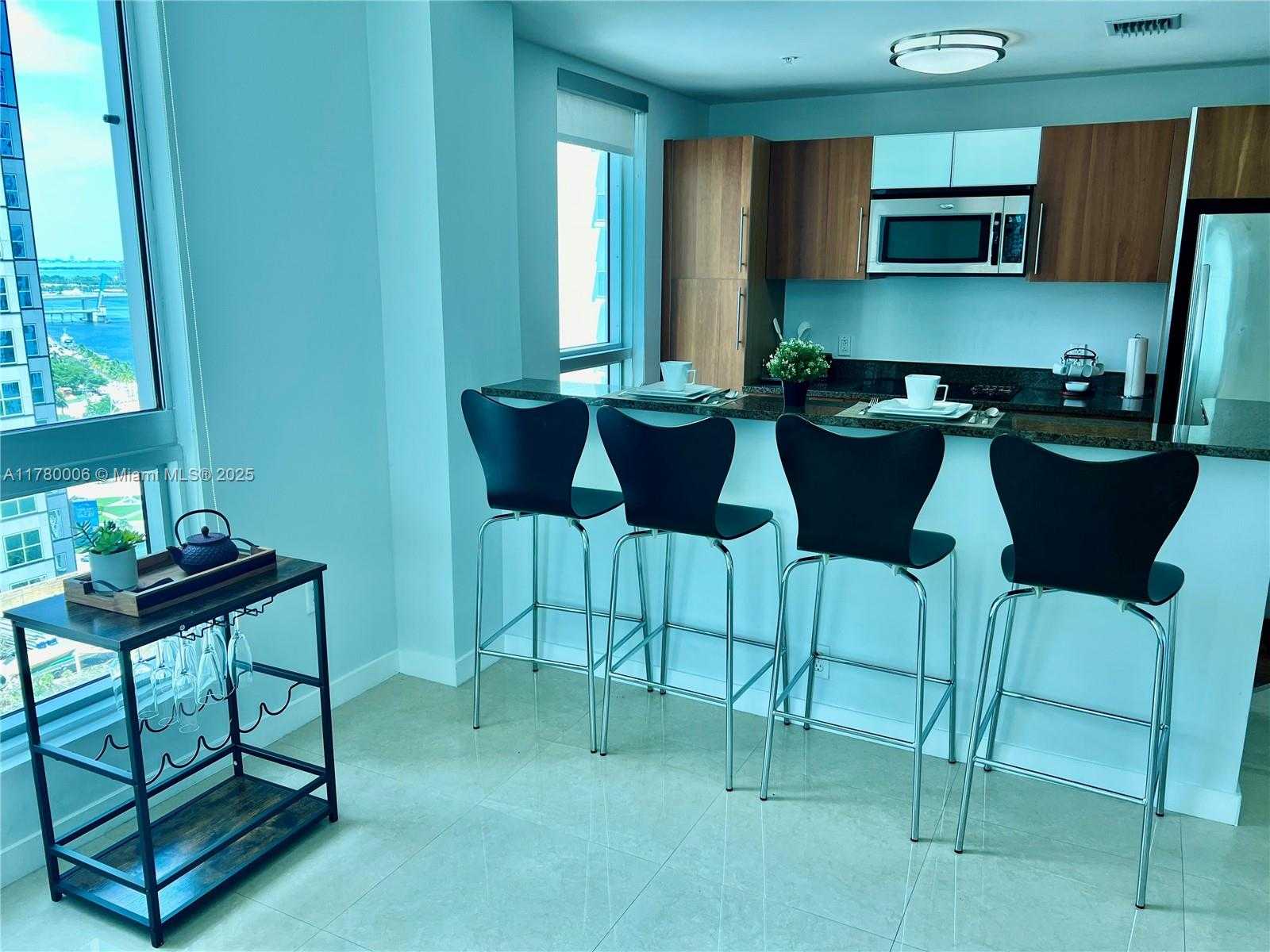 Small Image of 300 SOUTH BISCAYNE BLVD #1701, Miami Number 5