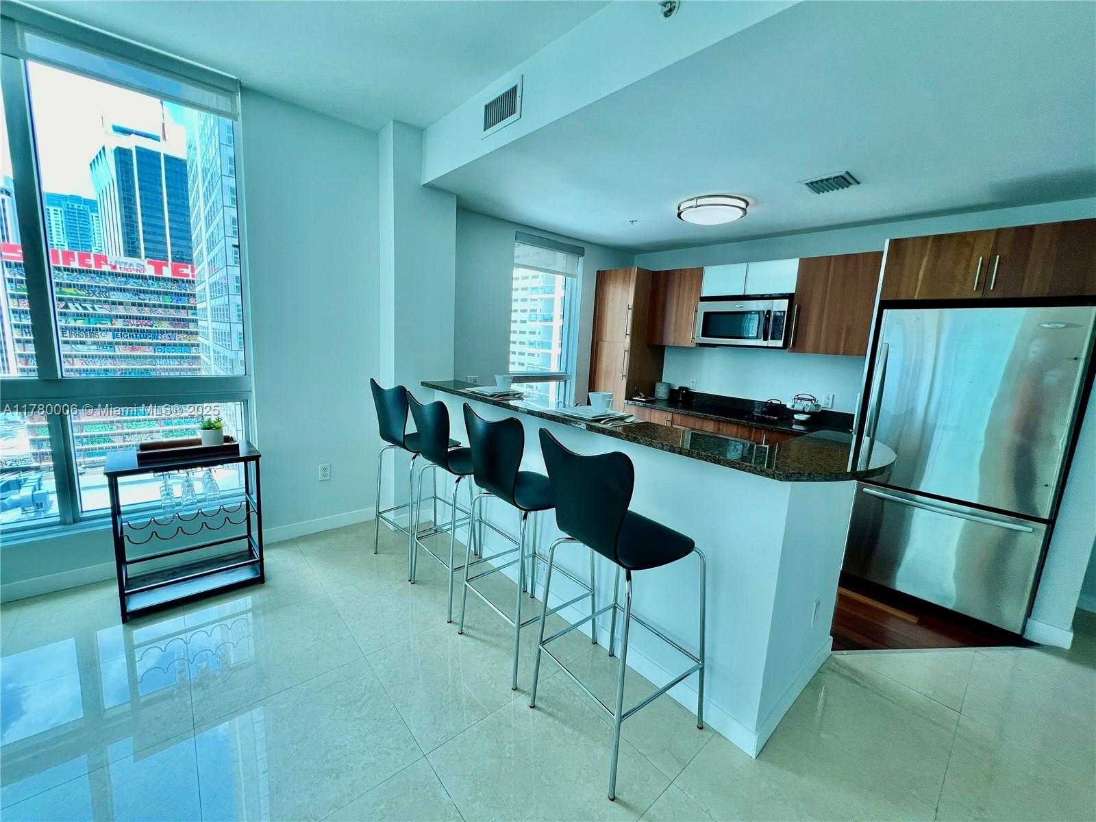 Small Image of 300 SOUTH BISCAYNE BLVD #1701, Miami Number 7