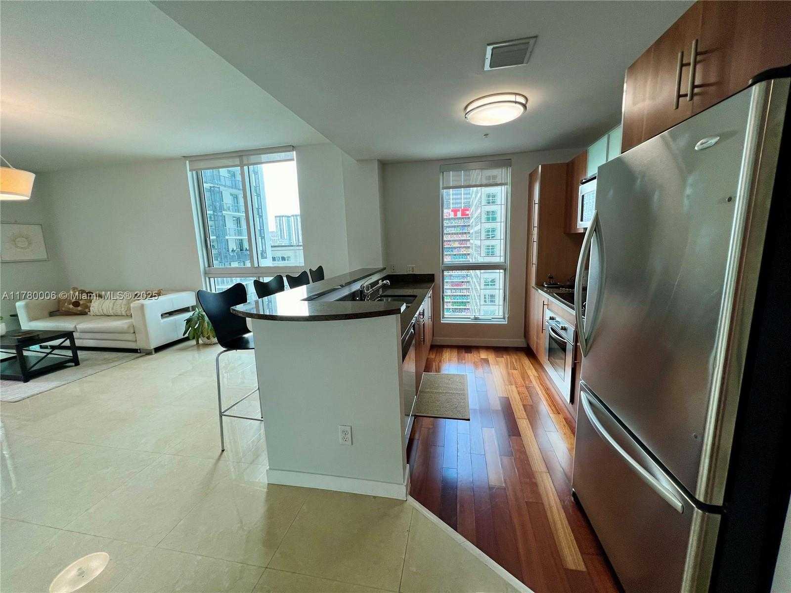 Small Image of 300 SOUTH BISCAYNE BLVD #1701, Miami Number 9