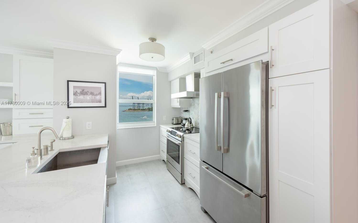 Small Image of 90 ALTON RD #1102, Miami Beach Number 13