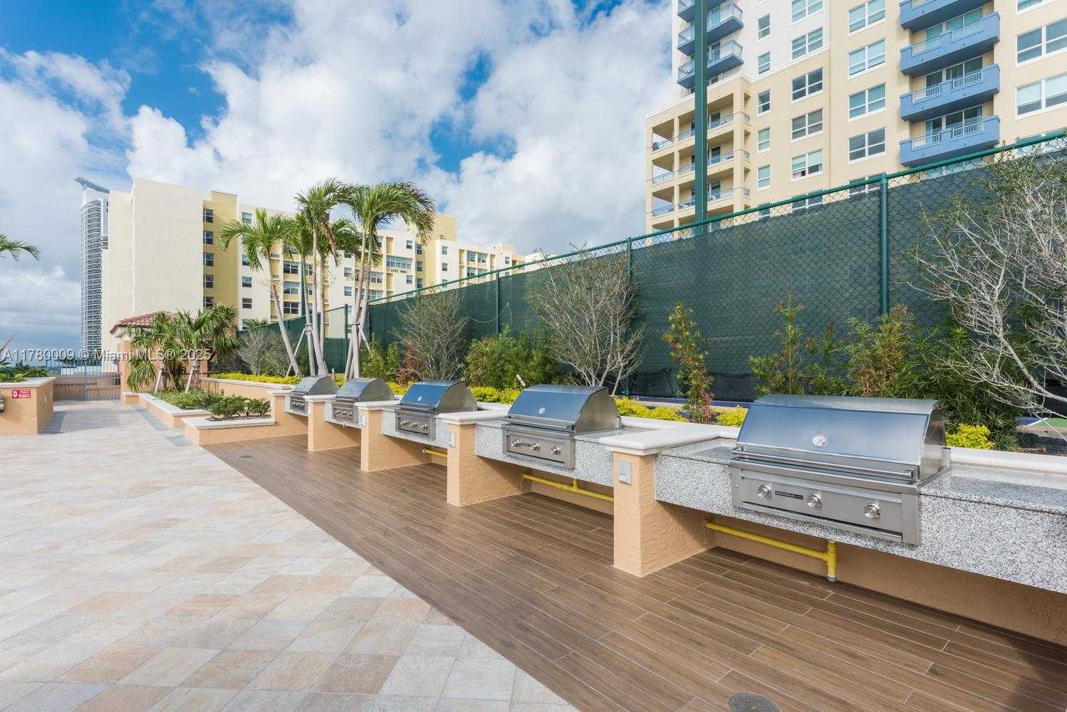 Small Image of 90 ALTON RD #1102, Miami Beach Number 21