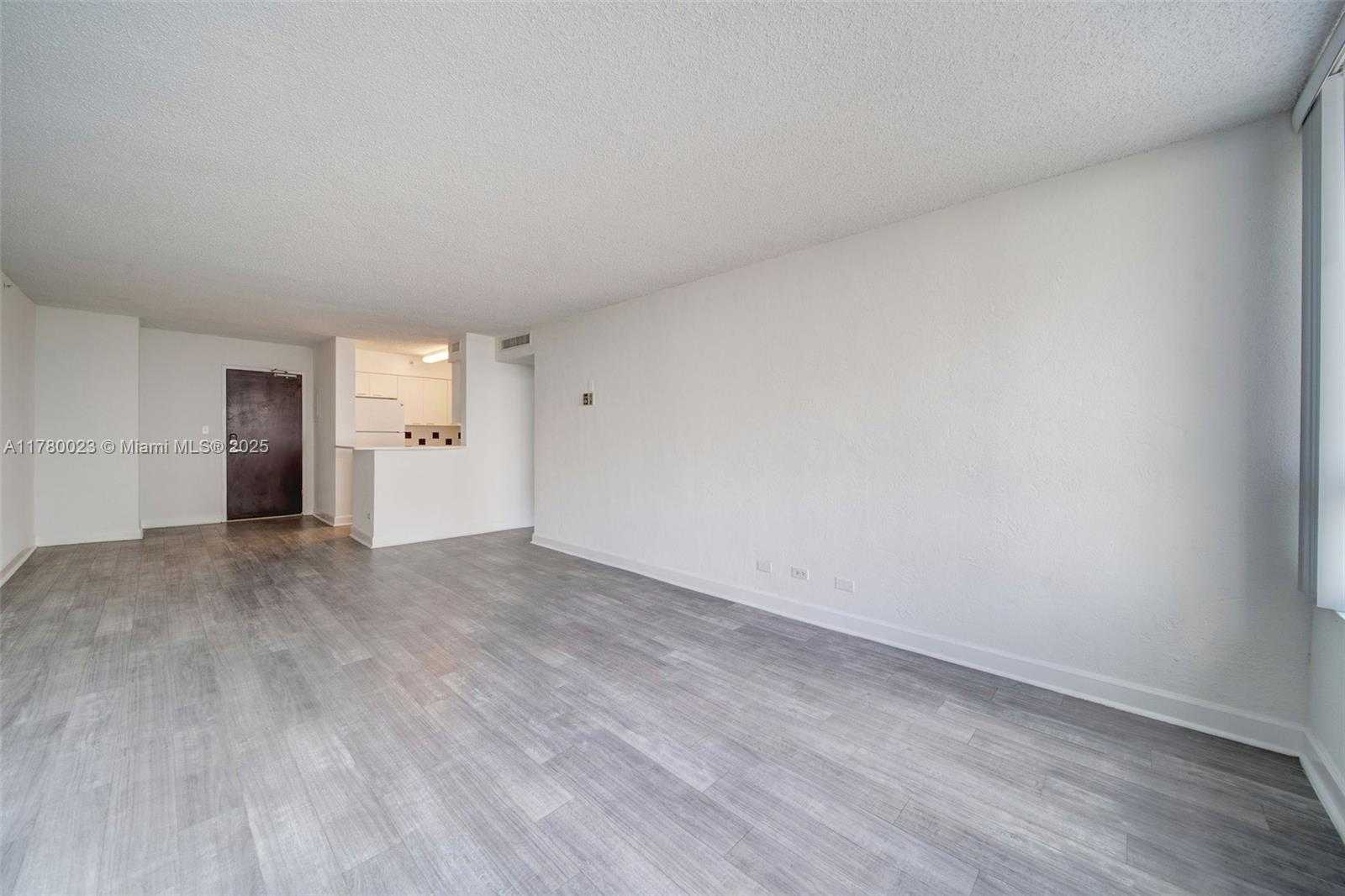 Small Image of 1500 BAY RD #S-0650, Miami Beach Number 13
