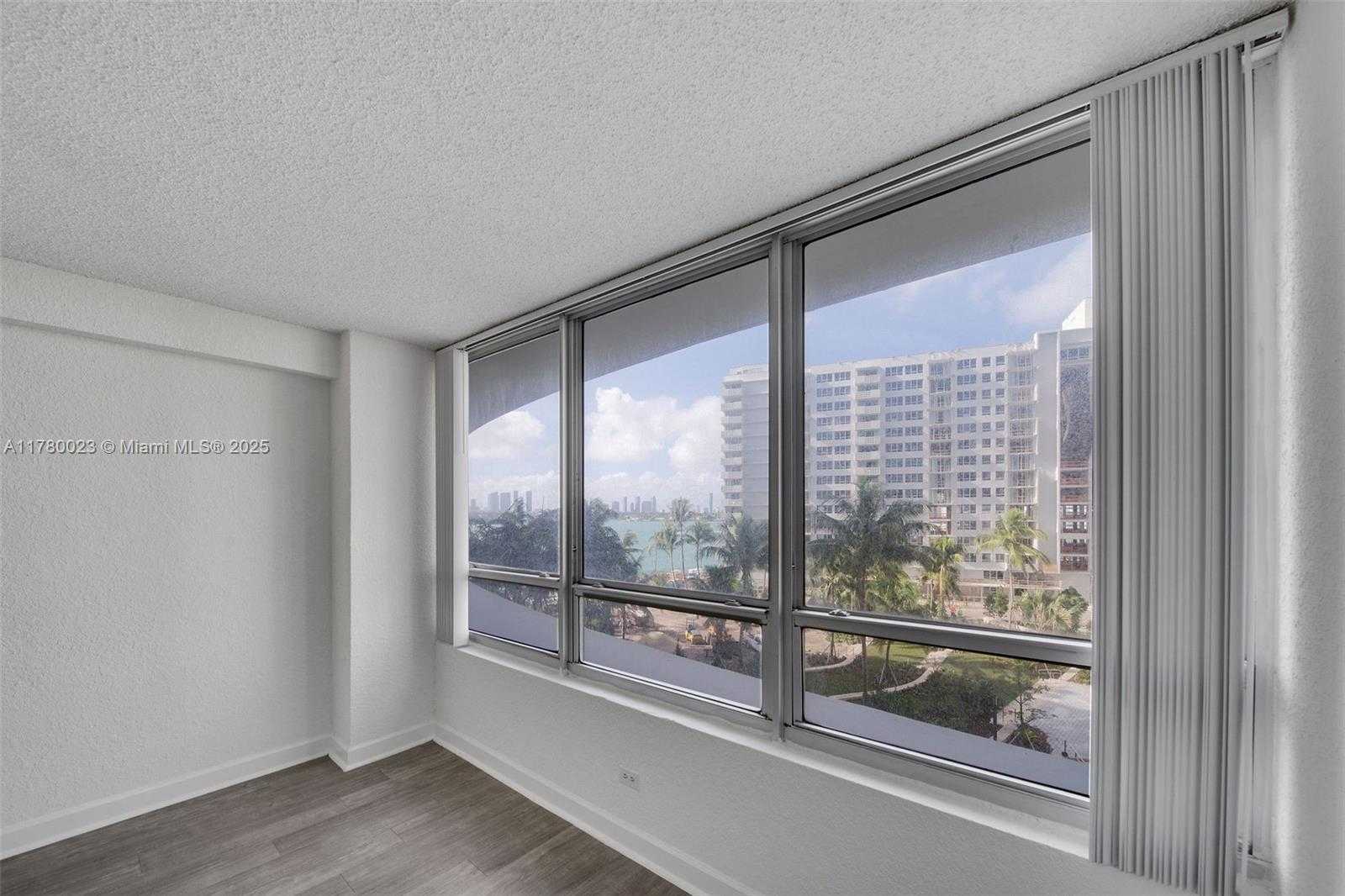 Small Image of 1500 BAY RD #S-0650, Miami Beach Number 15