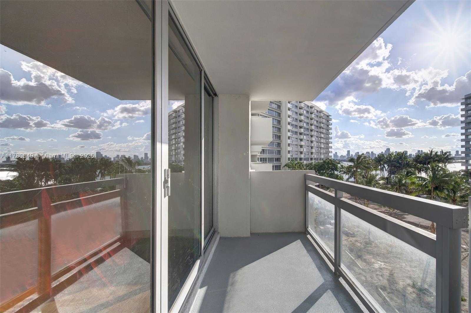 Small Image of 1500 BAY RD #S-1266, Miami Beach Number 14