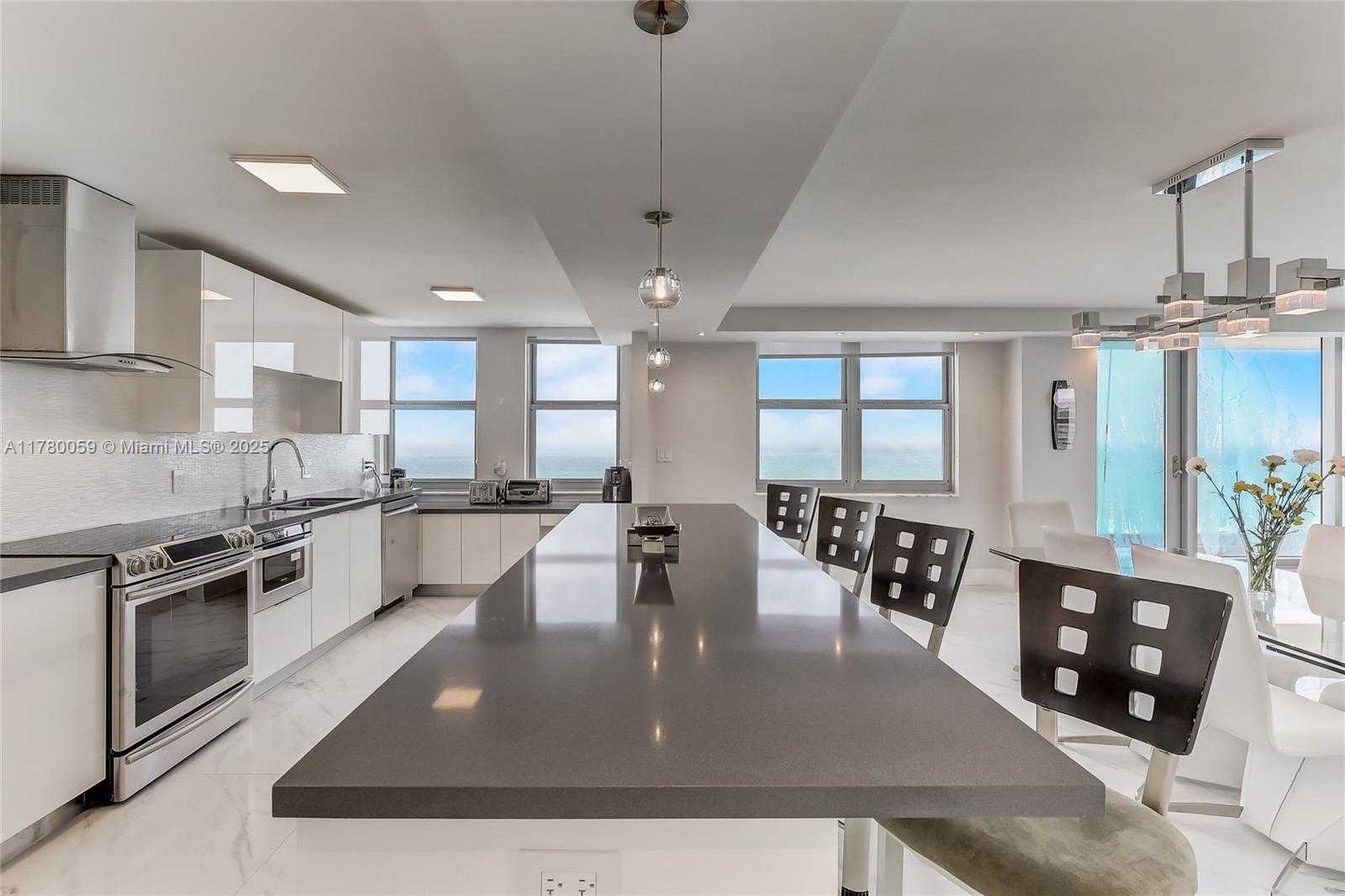 Small Image of 1912 SOUTH OCEAN DR #17A, Hallandale Beach Number 11