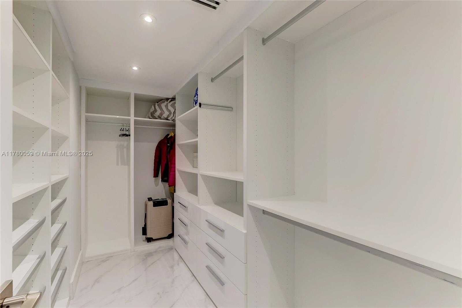 Small Image of 1912 SOUTH OCEAN DR #17A, Hallandale Beach Number 29