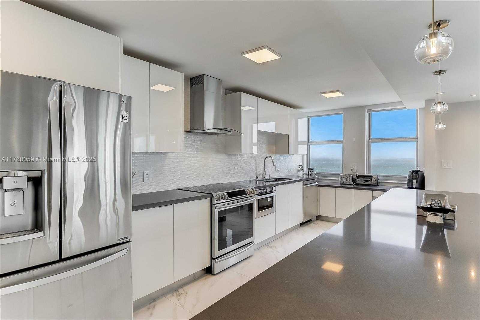 Small Image of 1912 SOUTH OCEAN DR #17A, Hallandale Beach Number 5