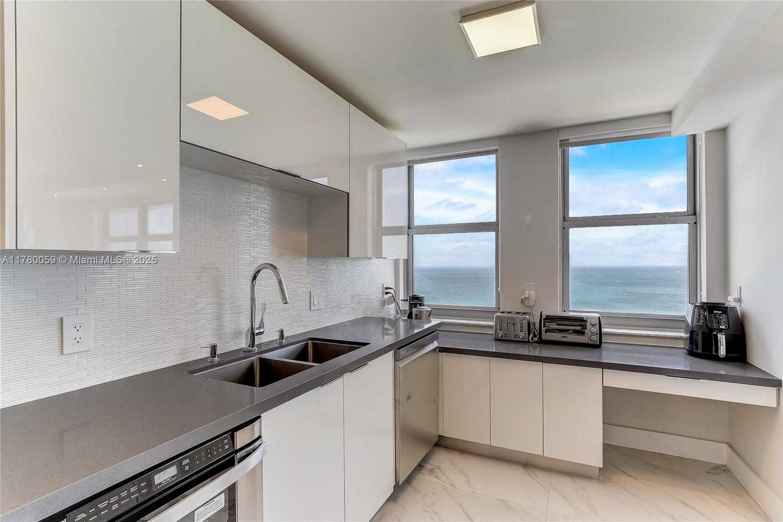 Small Image of 1912 SOUTH OCEAN DR #17A, Hallandale Beach Number 6