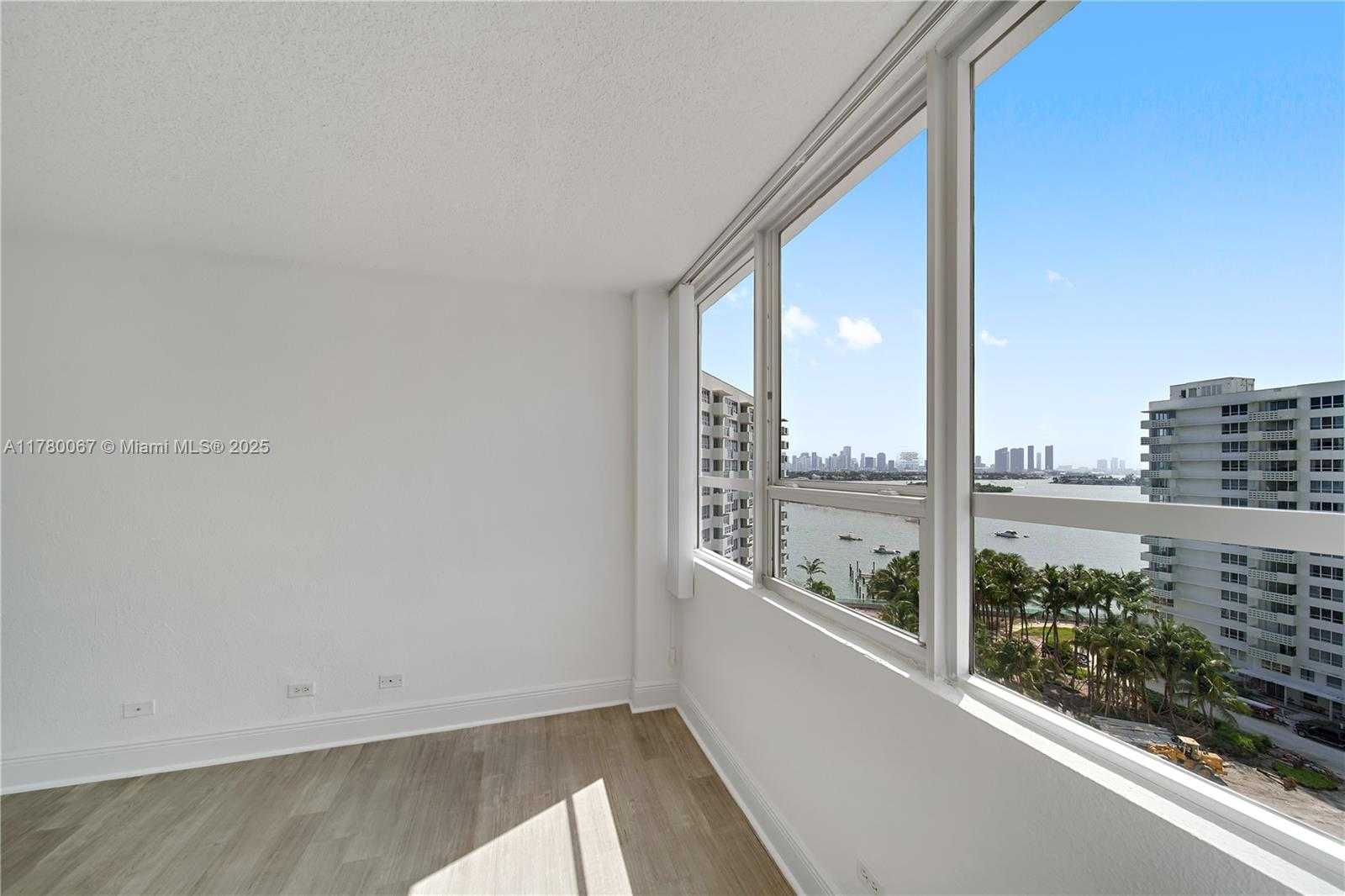 Small Image of 1500 BAY RD #S-0760, Miami Beach Number 22