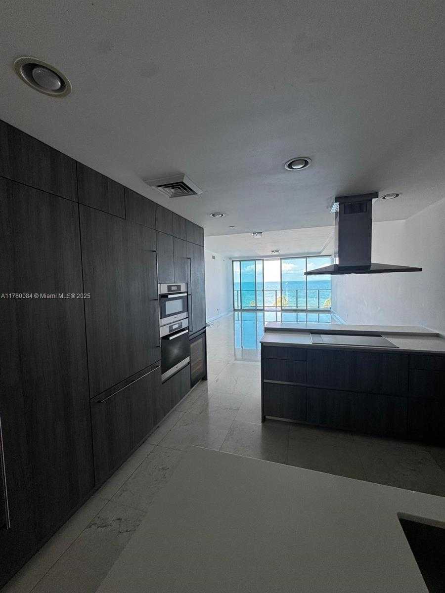 Small Image of 350 OCEAN DR #506N, Key Biscayne Number 5