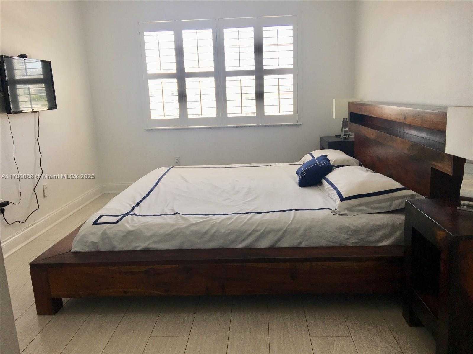 Small Image of 1610 LENOX AVE #416, Miami Beach Number 11