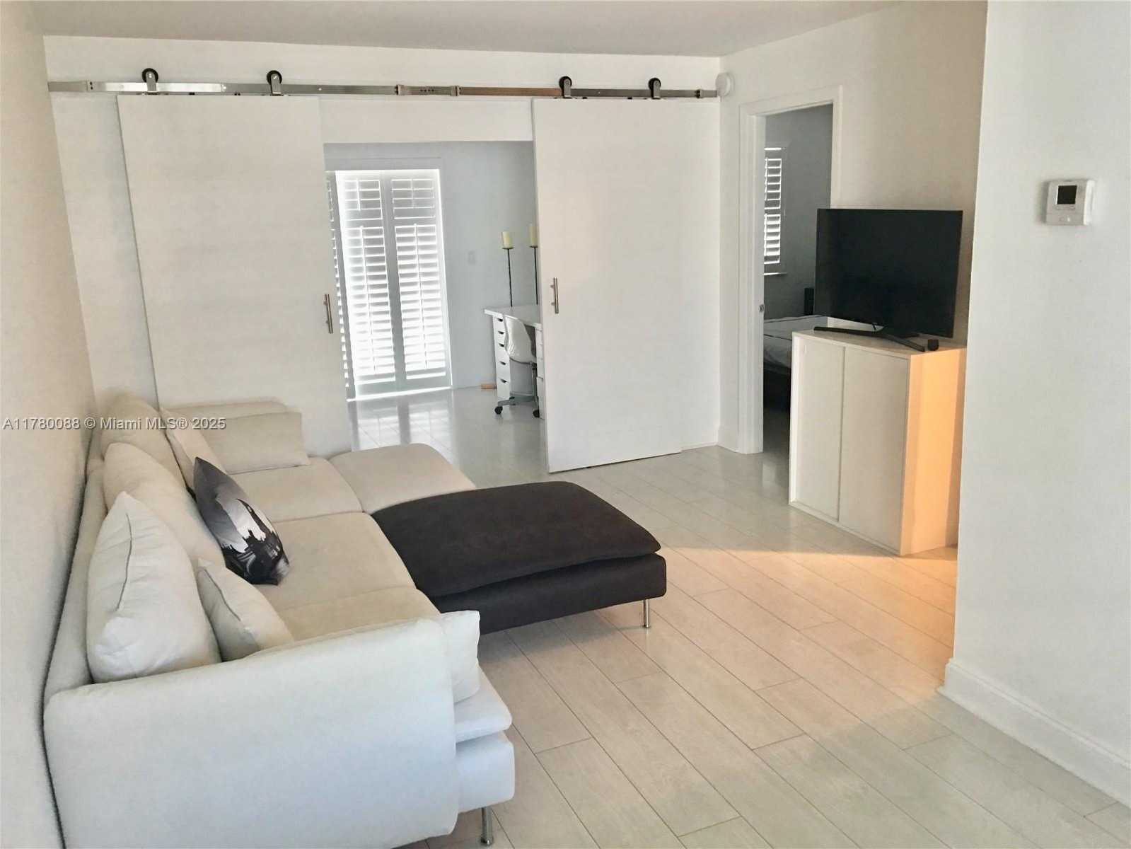Small Image of 1610 LENOX AVE #416, Miami Beach Number 17