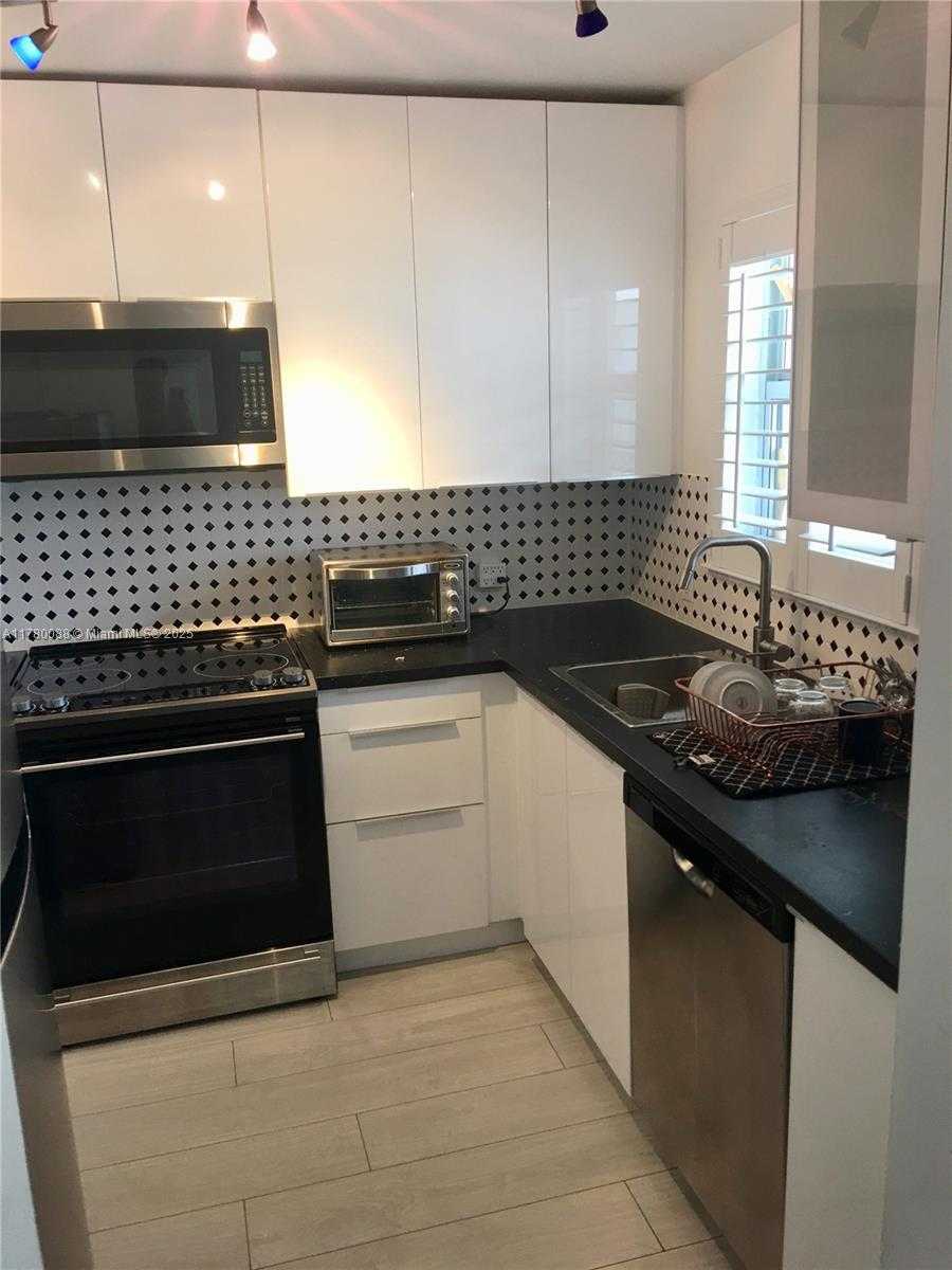 Small Image of 1610 LENOX AVE #416, Miami Beach Number 21