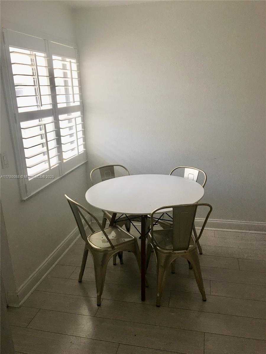 Small Image of 1610 LENOX AVE #416, Miami Beach Number 24