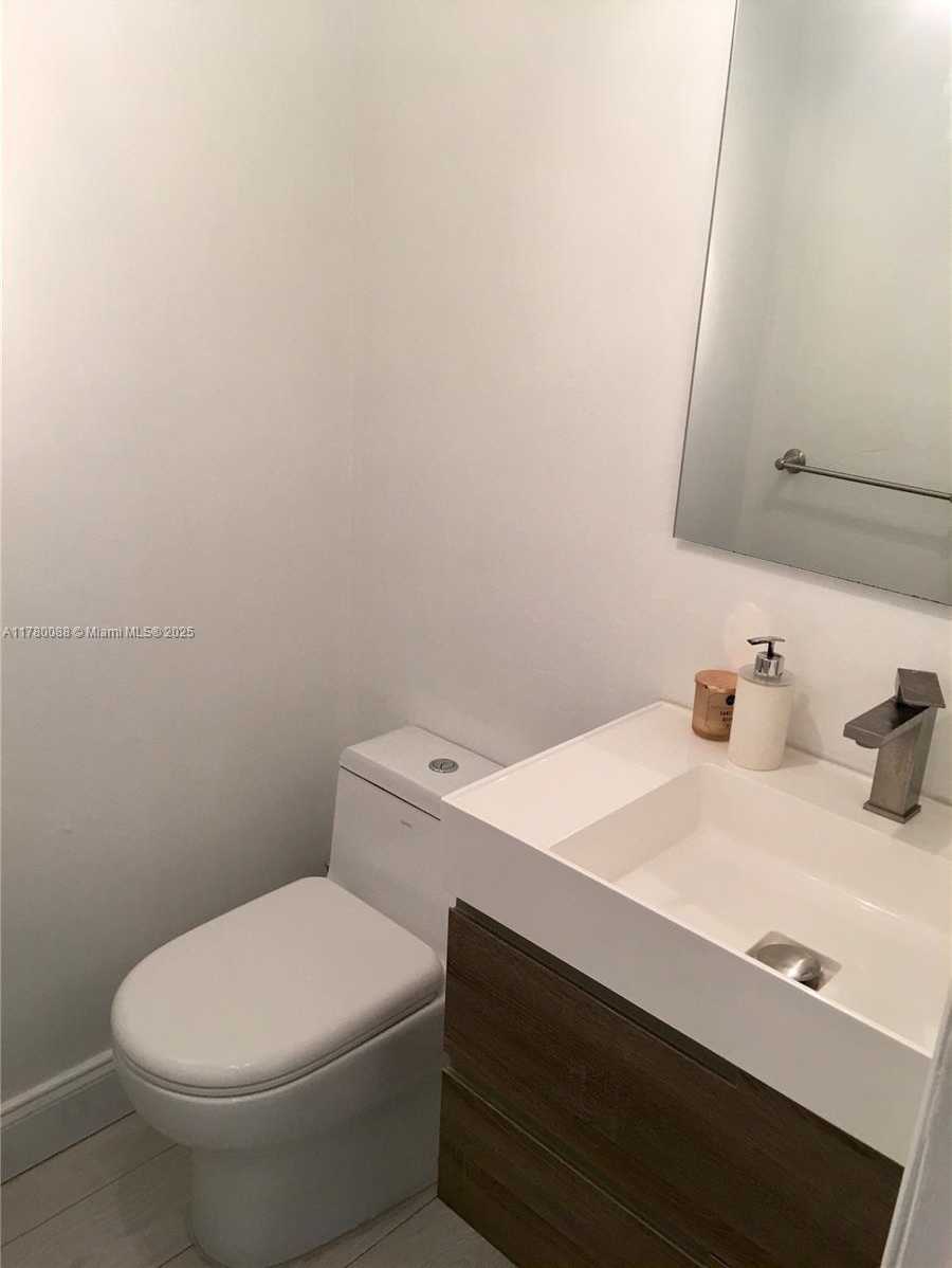 Small Image of 1610 LENOX AVE #416, Miami Beach Number 28
